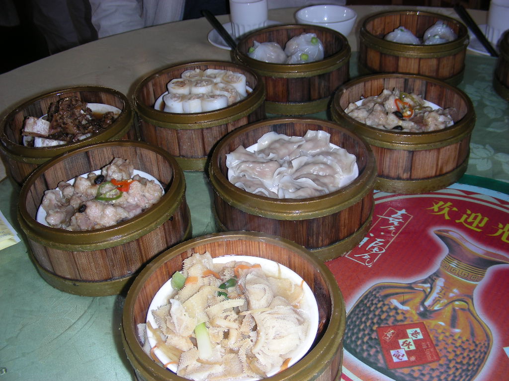 2008 사랑의잔치 나사모.jpg