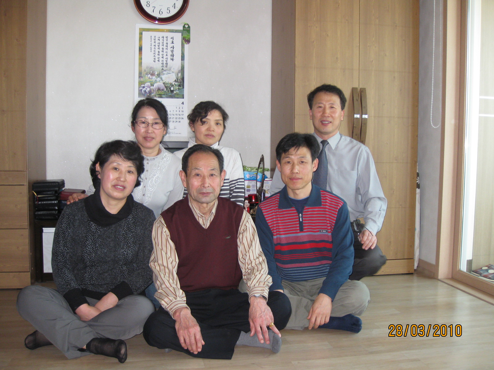 2010년 사랑의잔치 튼튼한교회 개척예배.jpg